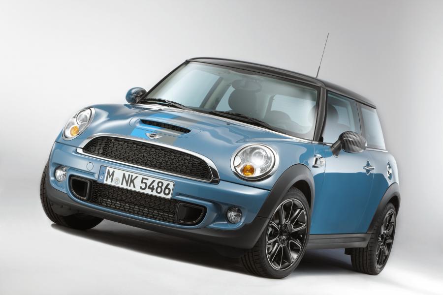 Mini Cooper S Bayswater 2012 года  (фото 17 из 17)